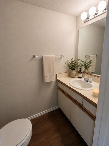 1841 River Crossing CIR B, Austin, TX 78741