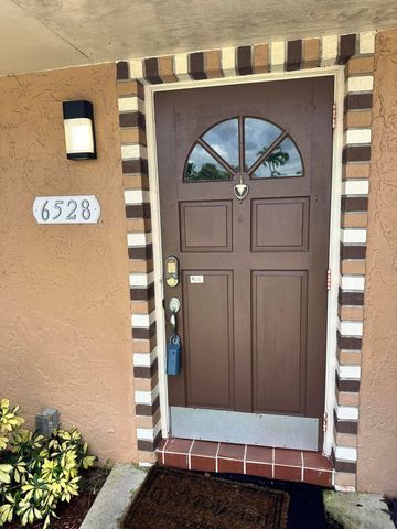 6528 COUNTRY WOOD Way, Delray Beach, FL 33484