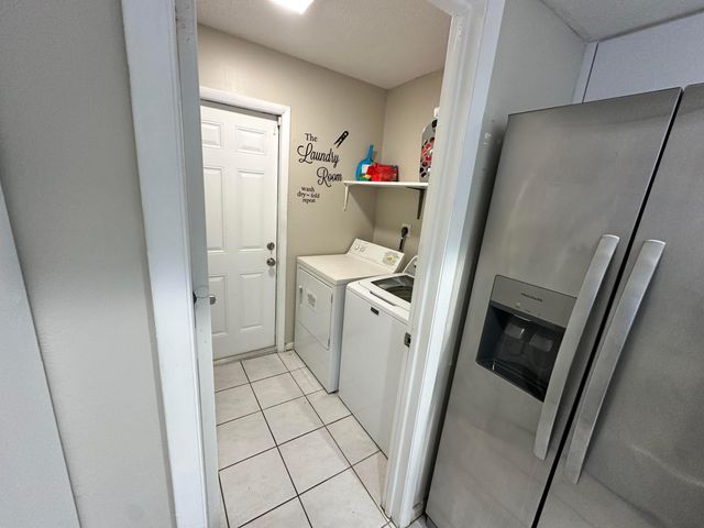 6528 COUNTRY WOOD Way, Delray Beach, FL 33484