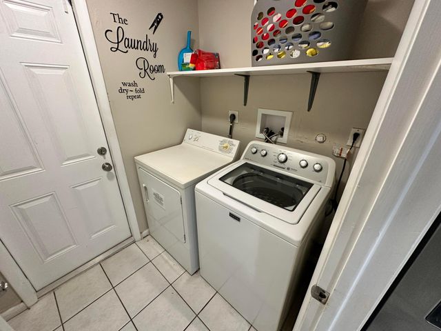 6528 COUNTRY WOOD Way, Delray Beach, FL 33484