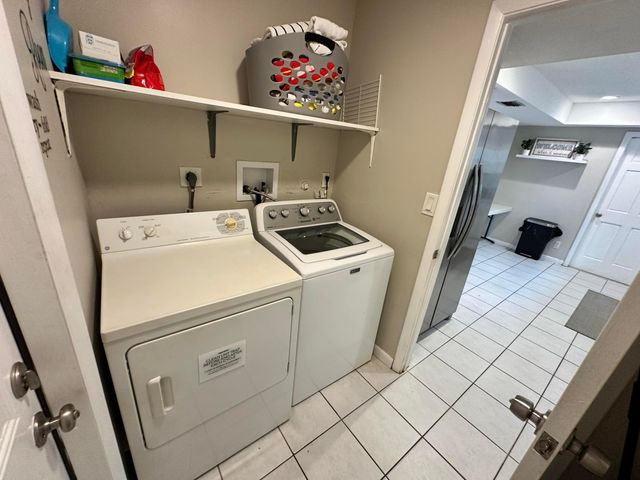6528 COUNTRY WOOD Way, Delray Beach, FL 33484