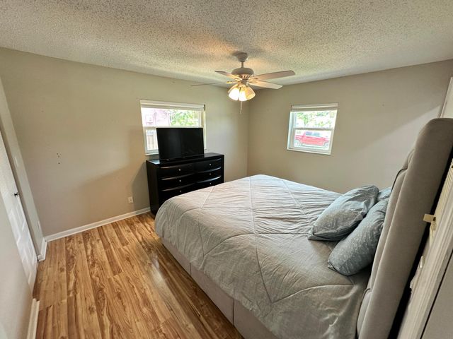 6528 COUNTRY WOOD Way, Delray Beach, FL 33484