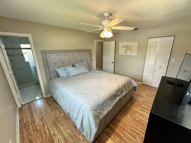 6528 COUNTRY WOOD Way, Delray Beach, FL 33484