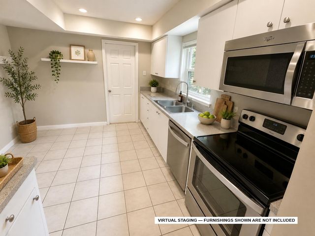 6528 COUNTRY WOOD Way, Delray Beach, FL 33484