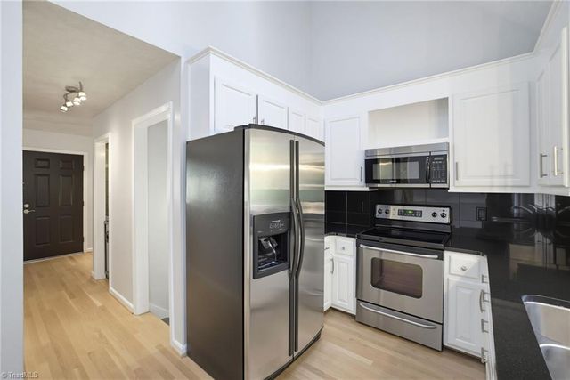1008 Eastshore Circle, Stokesdale, NC 27357