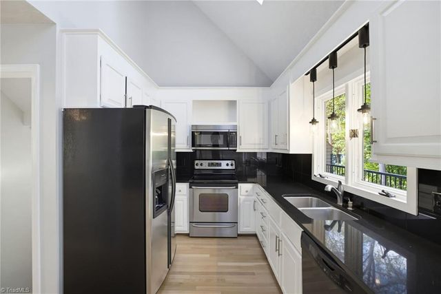 1008 Eastshore Circle, Stokesdale, NC 27357