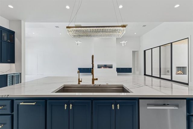 2718 W Wilshire Boulevard, Oklahoma City, OK 73116