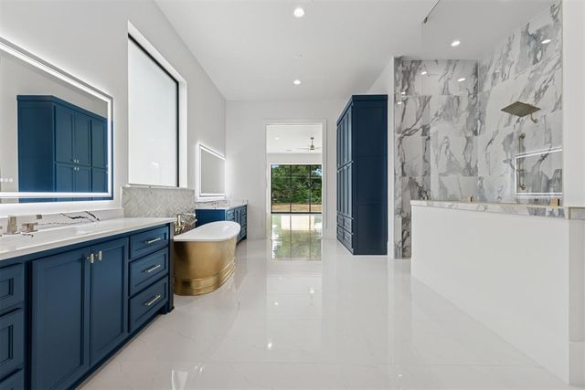 2718 W Wilshire Boulevard, Oklahoma City, OK 73116