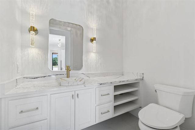 2718 W Wilshire Boulevard, Oklahoma City, OK 73116