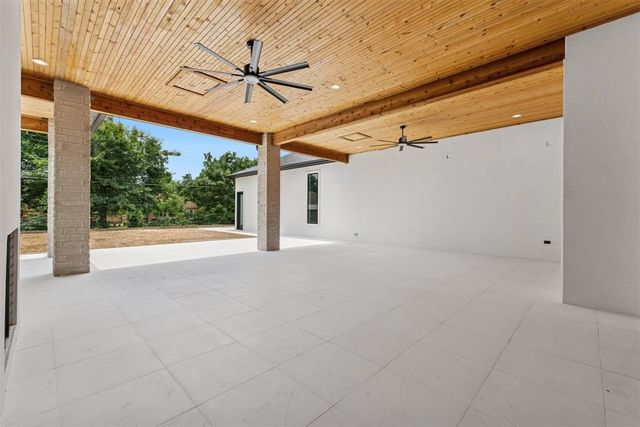 2718 W Wilshire Boulevard, Oklahoma City, OK 73116