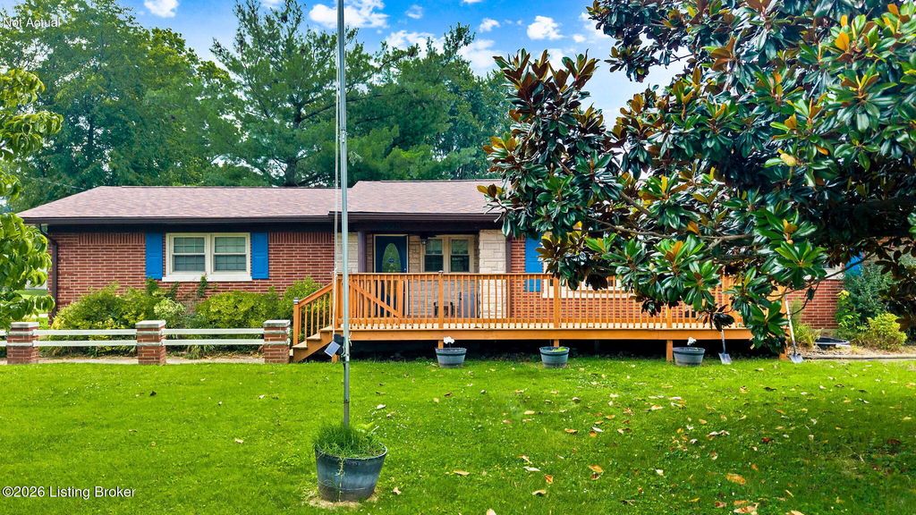 5225 Venus Dr, Louisville, KY 40258