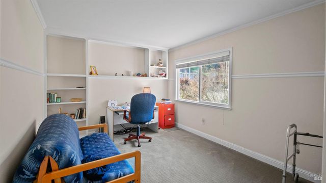 20 Carob Way, Novato, CA 94945