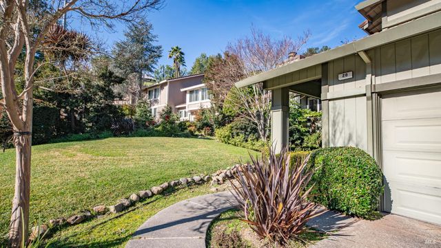 20 Carob Way, Novato, CA 94945
