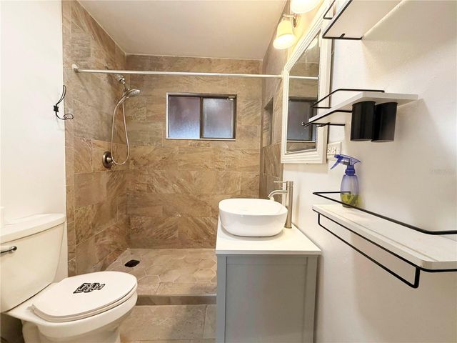 2036 NW 31ST AVENUE, Gainesville, FL 32605