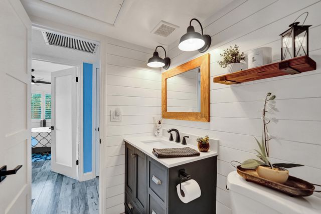 1930 NE 2nd Avenue 216l, Wilton Manors, FL 33305