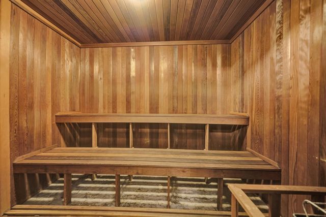 1930 NE 2nd Avenue 216l, Wilton Manors, FL 33305