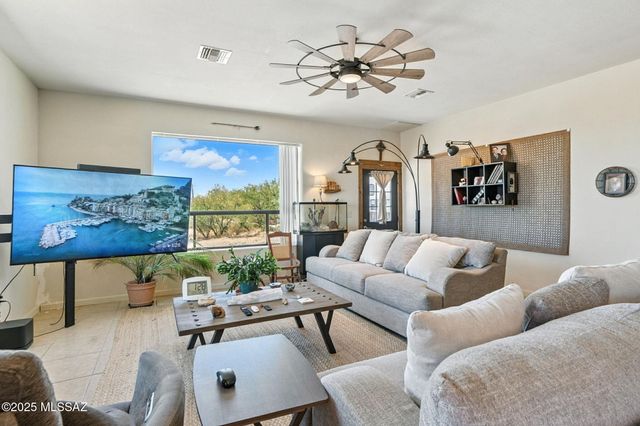 901 Via Puebla, Rio Rico, AZ 85648