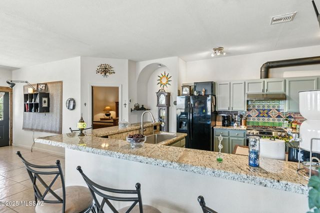 901 Via Puebla, Rio Rico, AZ 85648