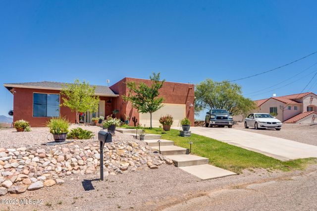 901 Via Puebla, Rio Rico, AZ 85648