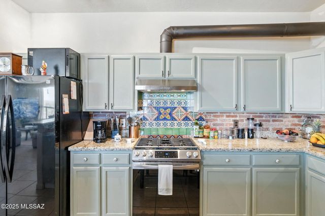 901 Via Puebla, Rio Rico, AZ 85648