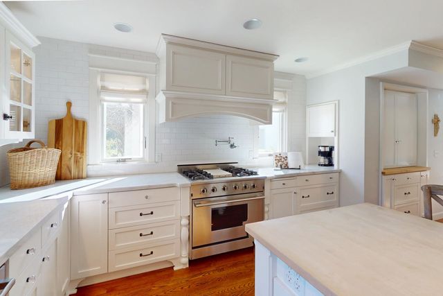 332 Wilson Rd, Yuba City, CA 95991