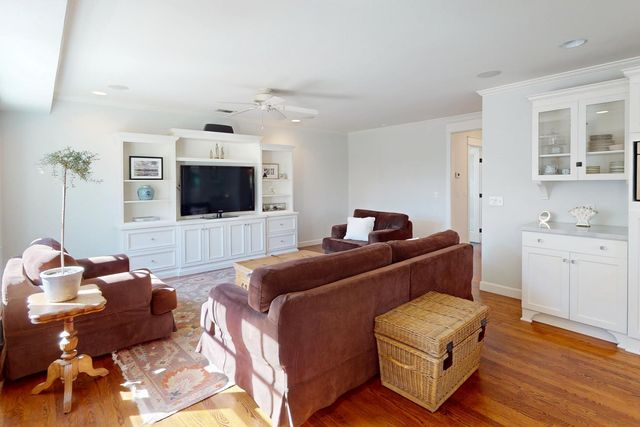 332 Wilson Rd, Yuba City, CA 95991