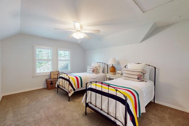 332 Wilson Rd, Yuba City, CA 95991