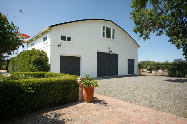 332 Wilson Rd, Yuba City, CA 95991