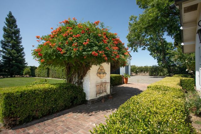 332 Wilson Rd, Yuba City, CA 95991