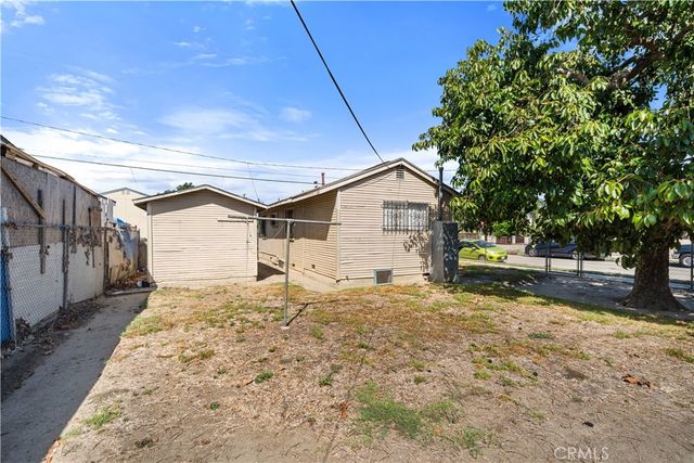 1542 E 83rd, Los Angeles, CA 90001