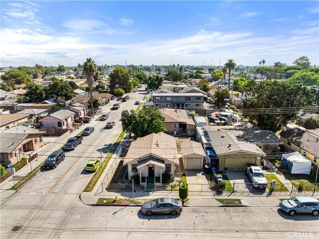 1542 E 83rd, Los Angeles, CA 90001