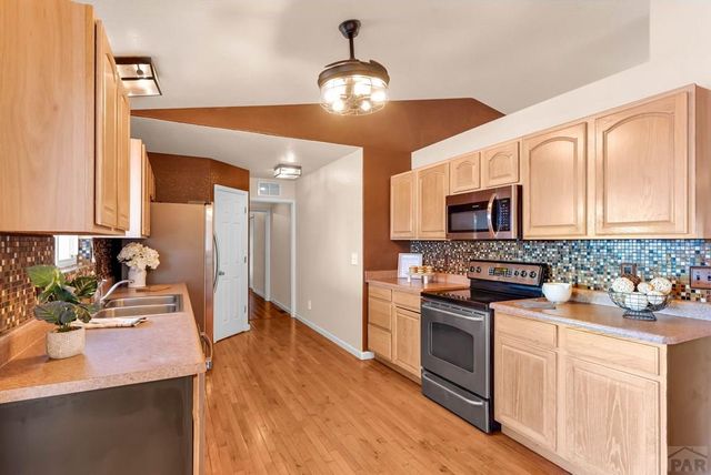 682 N Mancos Dr, Pueblo West, CO 81007