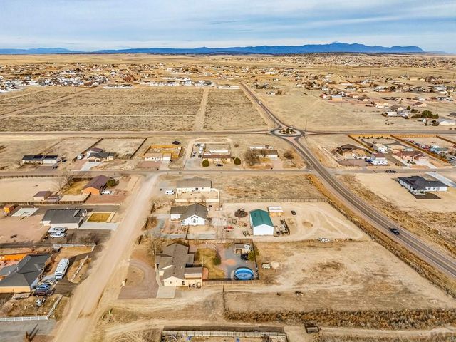 682 N Mancos Dr, Pueblo West, CO 81007