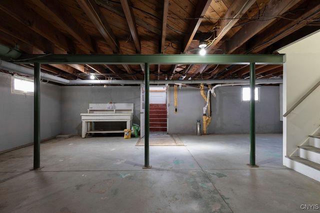 720 West 1st Street South, Fulton, NY 13069