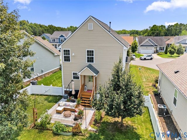 11210 Hill Ridge Ct, Ashland, VA 23005