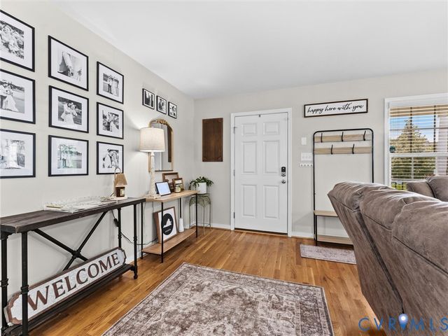 11210 Hill Ridge Ct, Ashland, VA 23005