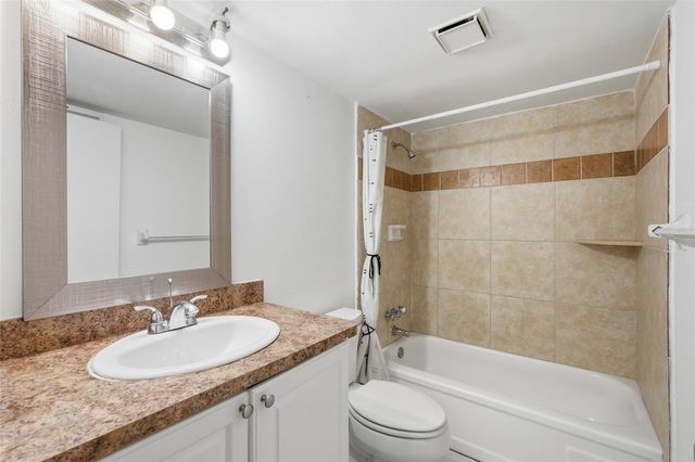 2366 E MALL DRIVE 403, Fort Myers, FL 33901