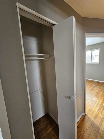 2458 River Drive, Lincoln Park, MI 48146