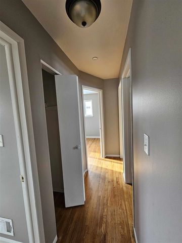 2458 River Drive, Lincoln Park, MI 48146