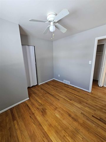 2458 River Drive, Lincoln Park, MI 48146