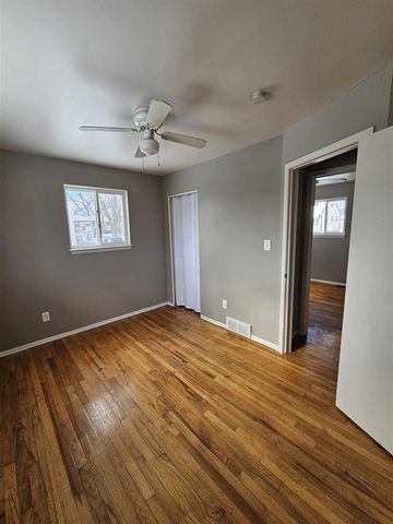 2458 River Drive, Lincoln Park, MI 48146