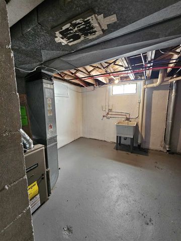 2458 River Drive, Lincoln Park, MI 48146