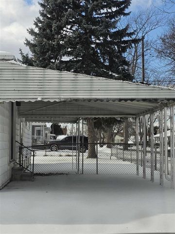 2458 River Drive, Lincoln Park, MI 48146