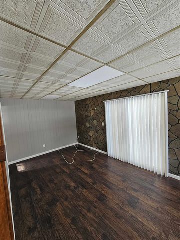 2458 River Drive, Lincoln Park, MI 48146