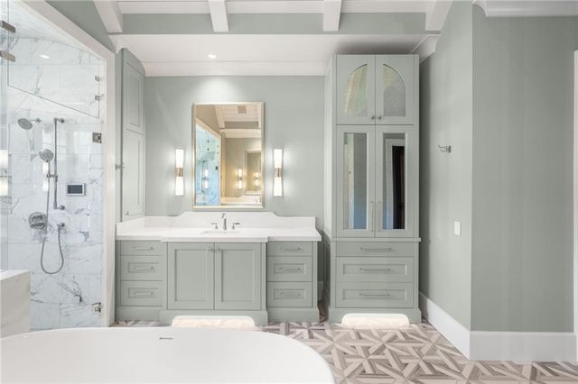 6091 GC Crow Road, Flowery Branch, GA 30542