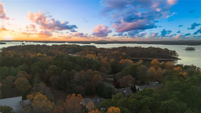 6091 GC Crow Road, Flowery Branch, GA 30542