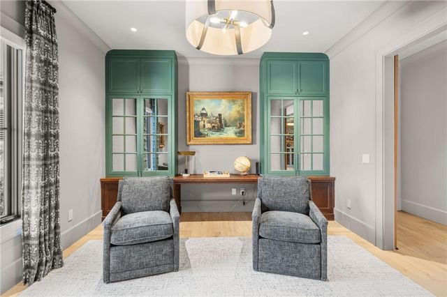 6091 GC Crow Road, Flowery Branch, GA 30542