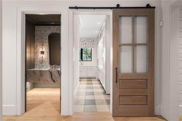 6091 GC Crow Road, Flowery Branch, GA 30542