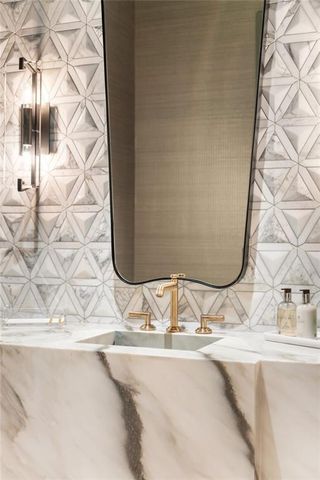 6091 GC Crow Road, Flowery Branch, GA 30542