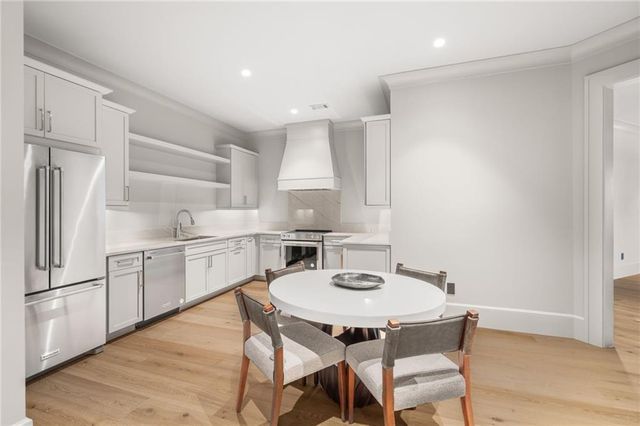 6091 GC Crow Road, Flowery Branch, GA 30542